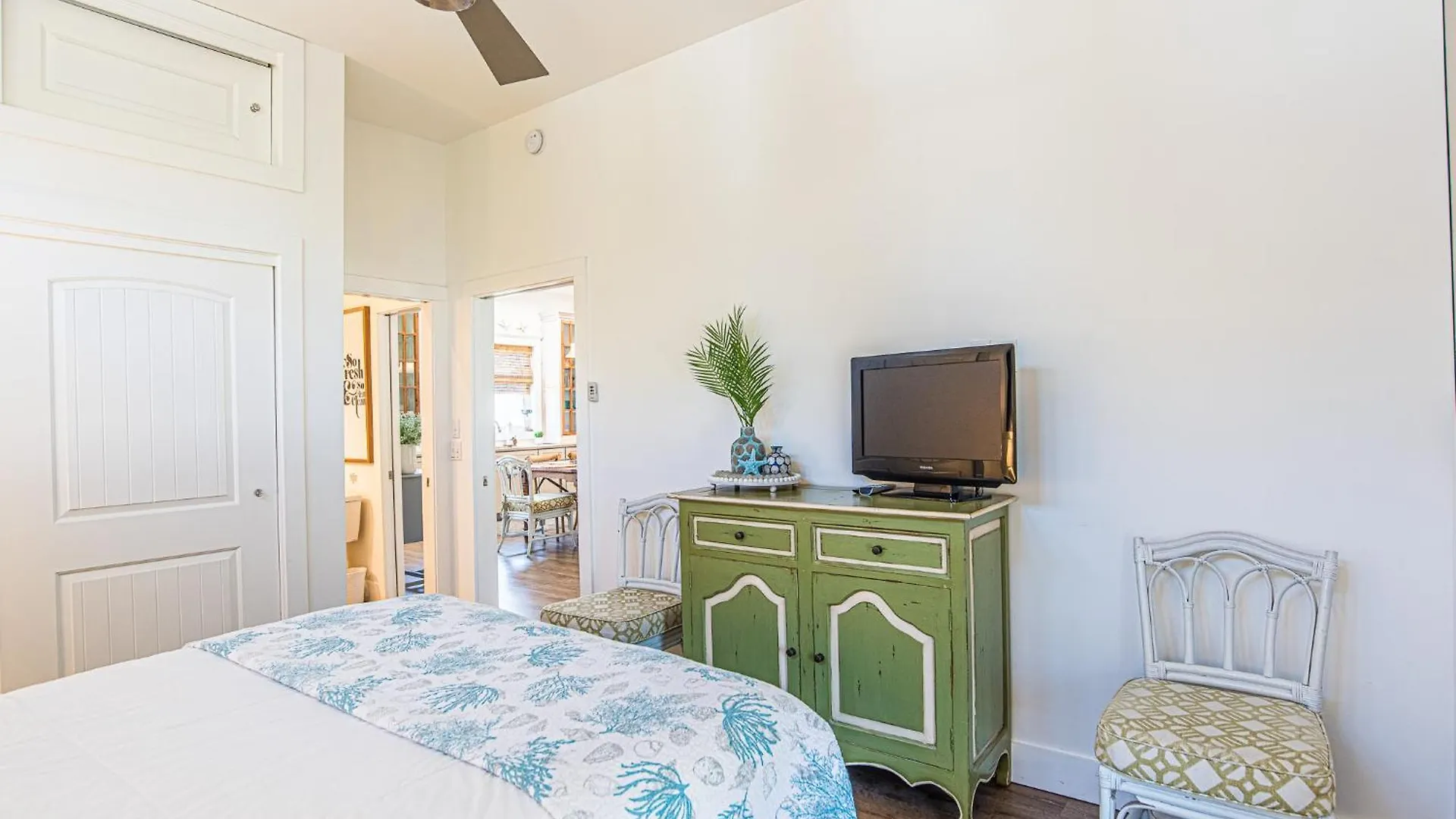 Wave Haven In Laguna Beach Large Screened Patio With Yard And Golf Cart. Panama City Beach 0*,  ABD